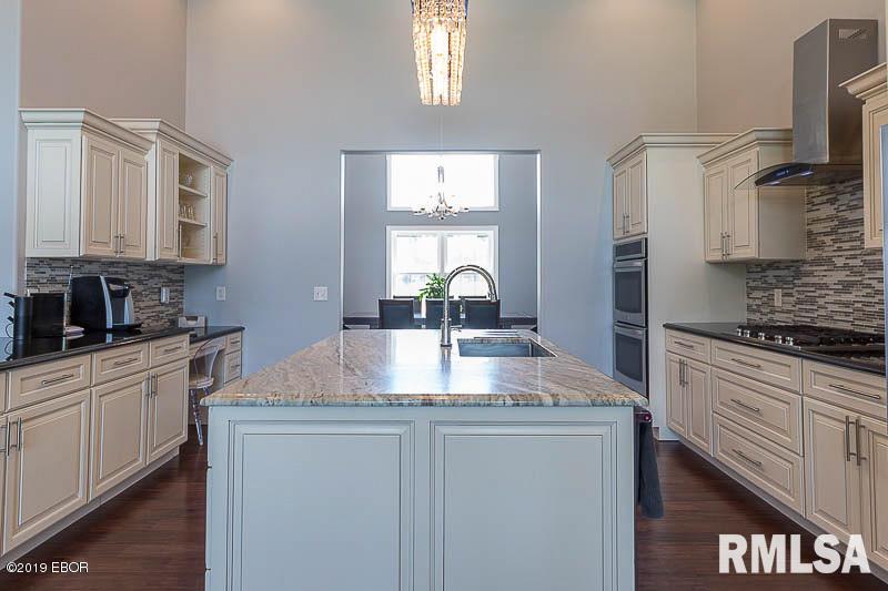 1569 Pershing Road West Frankfort, IL 62896 - Photo 16 of 53 Gallery Image 16