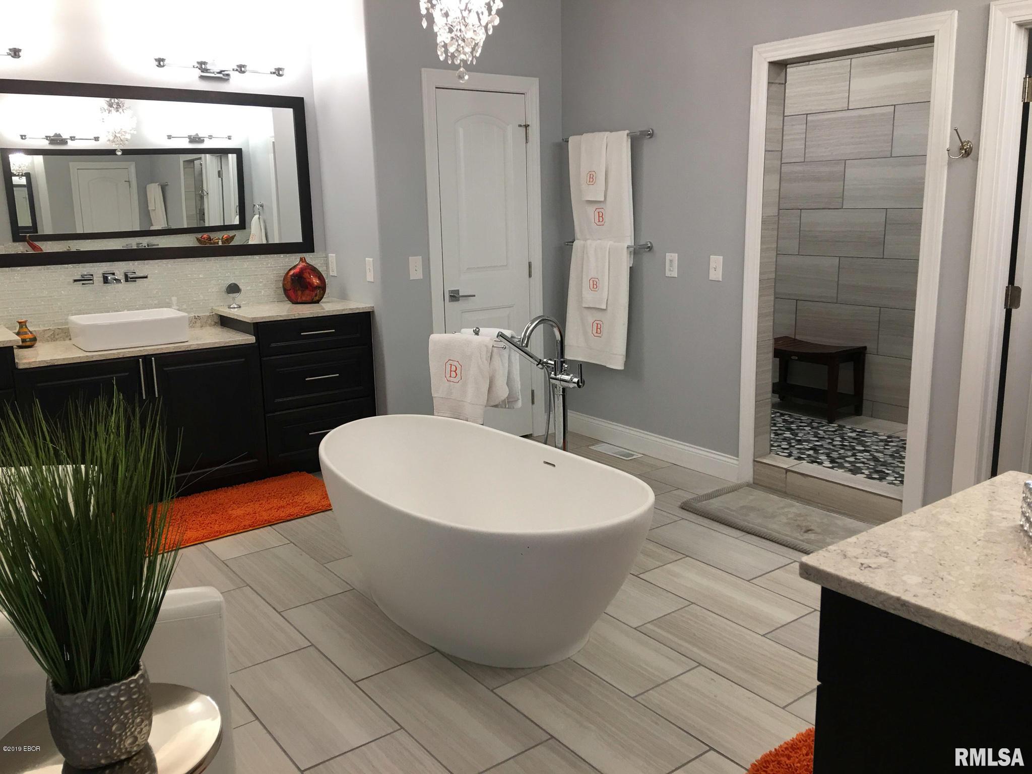 1569 Pershing Road West Frankfort, IL 62896 - Photo 23 of 53 Gallery Image 23