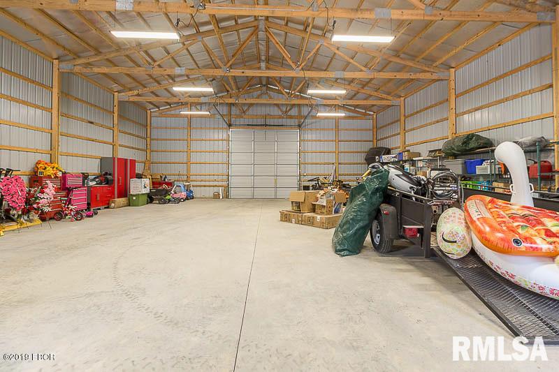 1569 Pershing Road West Frankfort, IL 62896 - Photo 30 of 53 Gallery Image 30