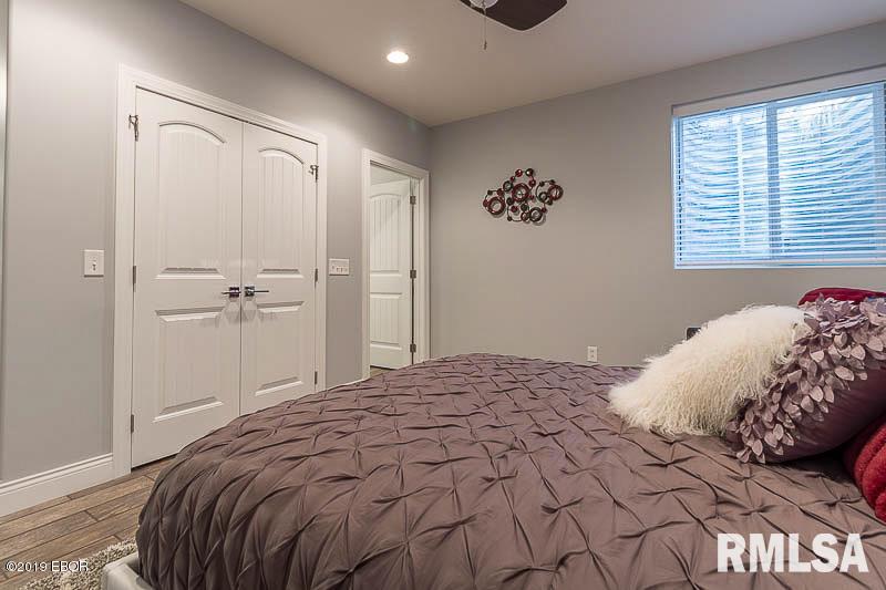 1569 Pershing Road West Frankfort, IL 62896 - Photo 41 of 53 Gallery Image 41