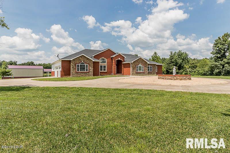 1569 Pershing Road West Frankfort, IL 62896 - Photo 42 of 53 Gallery Image 42