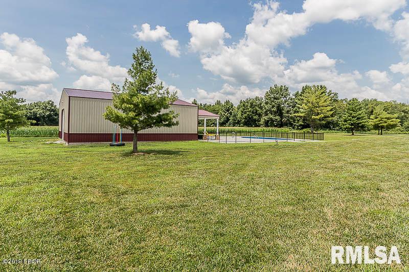 1569 Pershing Road West Frankfort, IL 62896 - Photo 46 of 53 Gallery Image 46