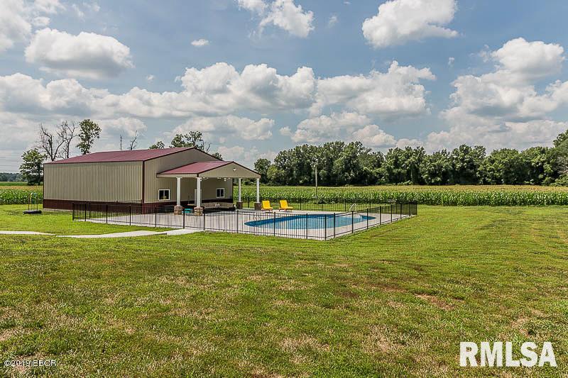 1569 Pershing Road West Frankfort, IL 62896 - Photo 47 of 53 Gallery Image 47