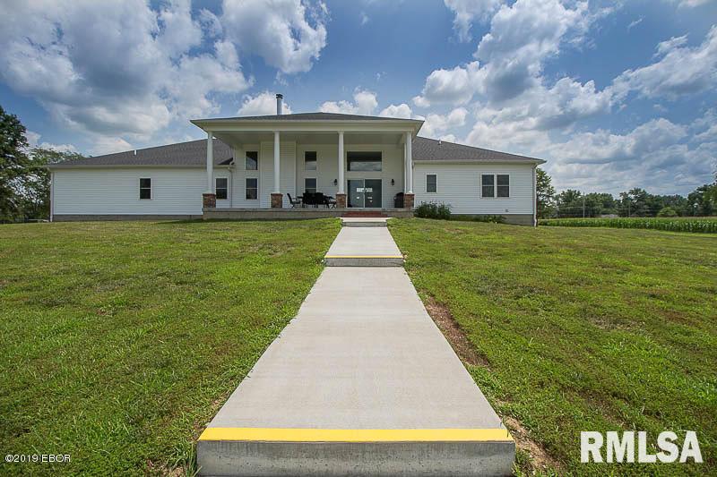 1569 Pershing Road West Frankfort, IL 62896 - Photo 48 of 53 Gallery Image 48