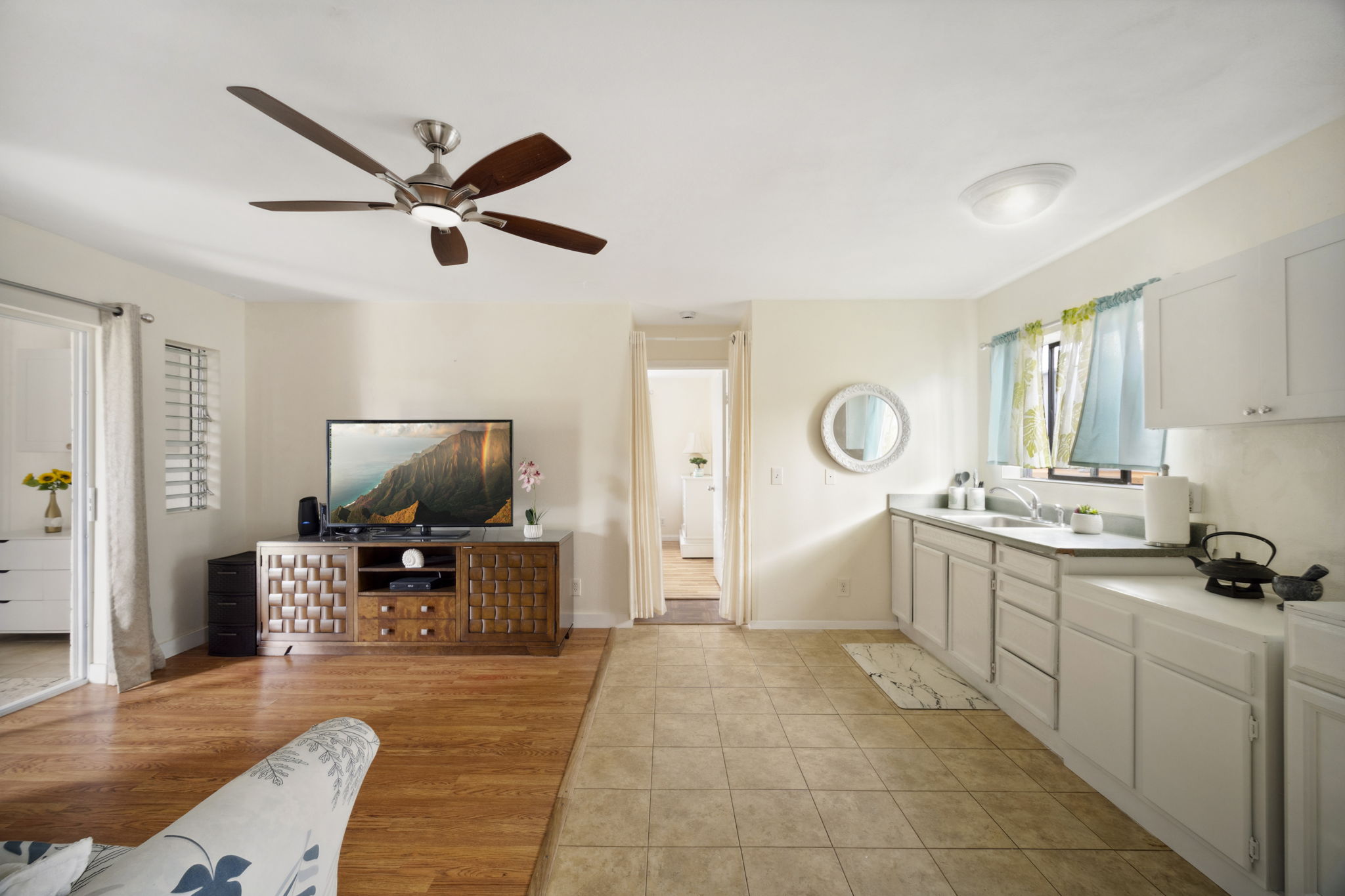 4439 Punee Road Koloa, HI 96756 - Photo 15 of 30 a large room with cabinets