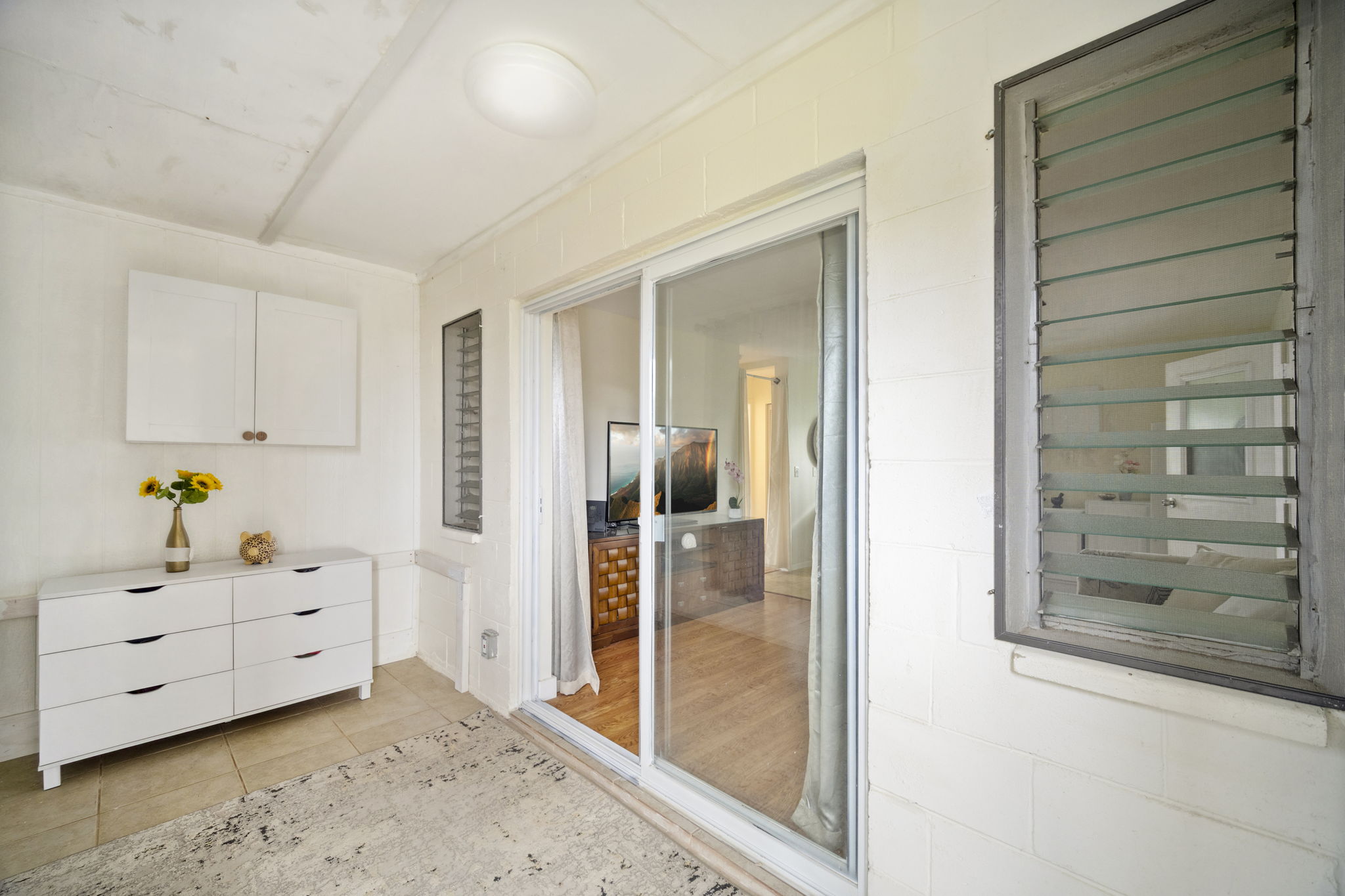 4439 Punee Road Koloa, HI 96756 - Photo 20 of 30 a view of room with closet