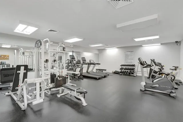 $1,850 | 101 Gardens Drive, Unit 105, Pompano Beach, FL 33069