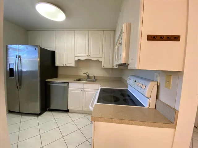 $1,850 | 101 Gardens Drive, Unit 105, Pompano Beach, FL 33069