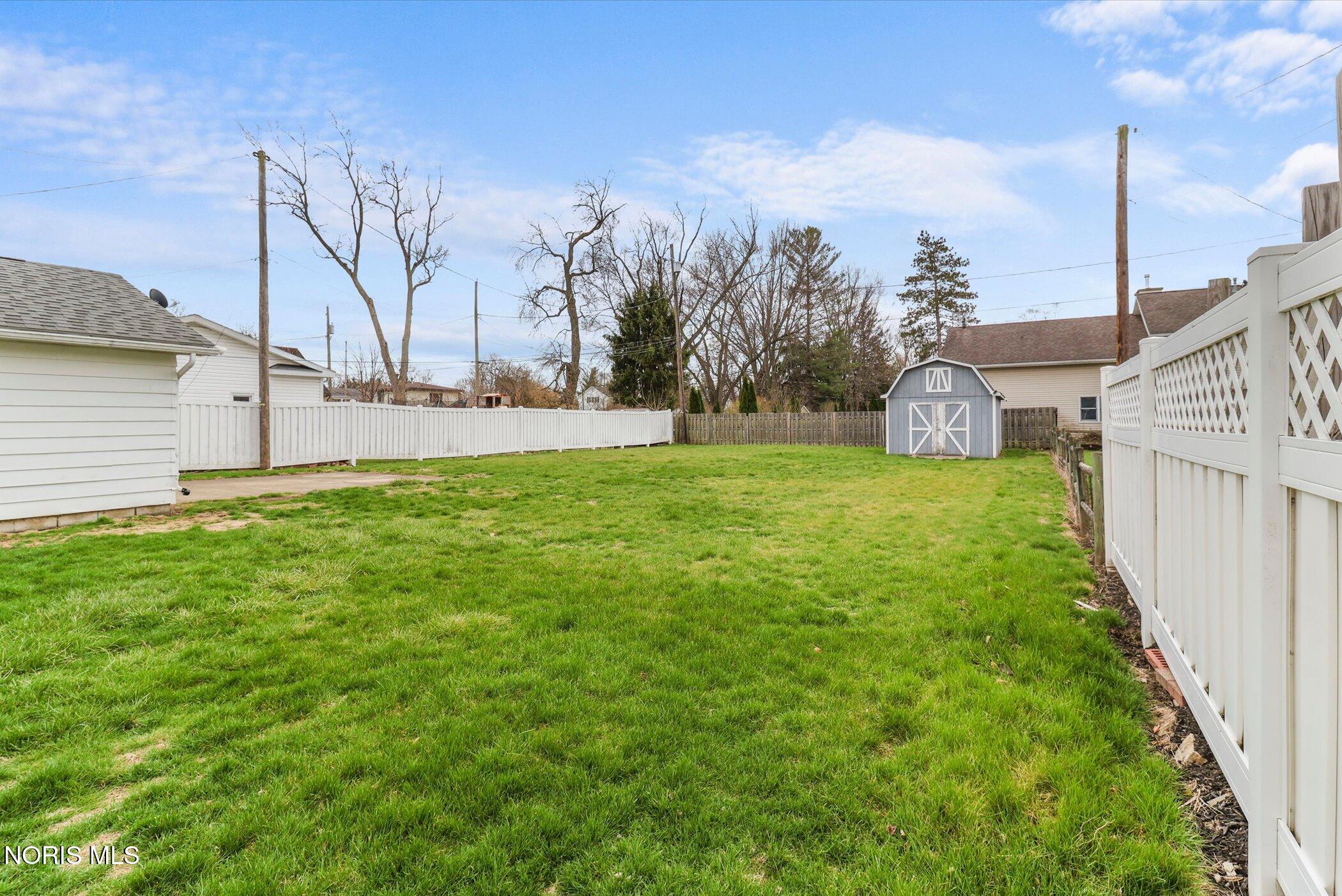 758 Barker Road Fremont, OH 43420 - Photo 37 of 38 38-IMG_2354