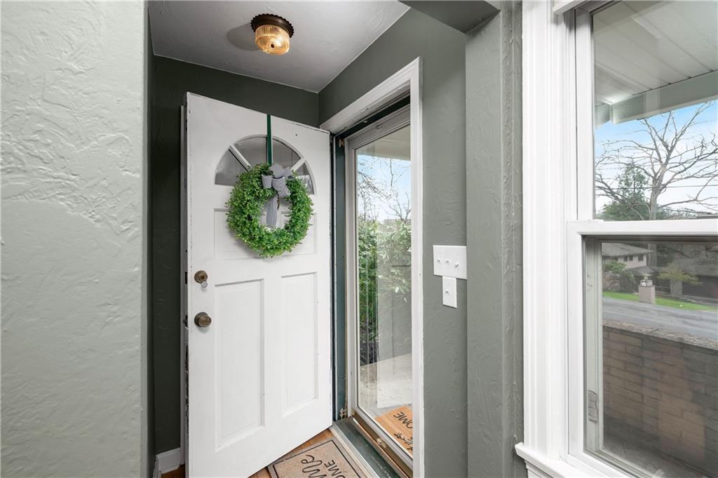 155 Shanor Heights Butler, PA 16001 - Photo 5 of 33