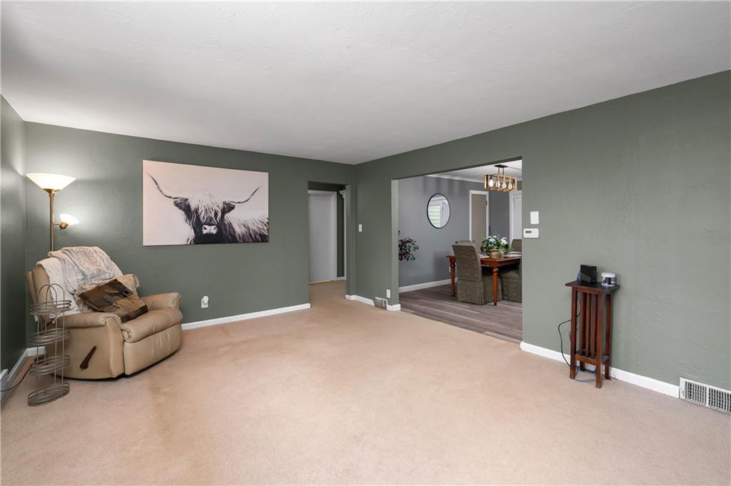 155 Shanor Heights Butler, PA 16001 - Photo 6 of 33