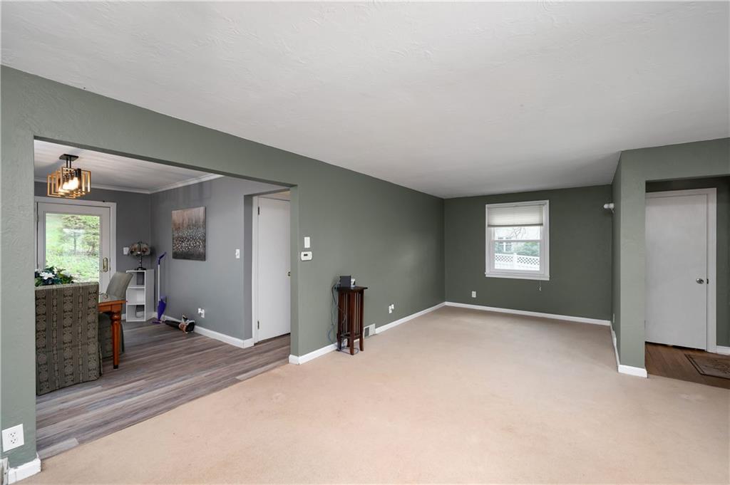 155 Shanor Heights Butler, PA 16001 - Photo 7 of 33