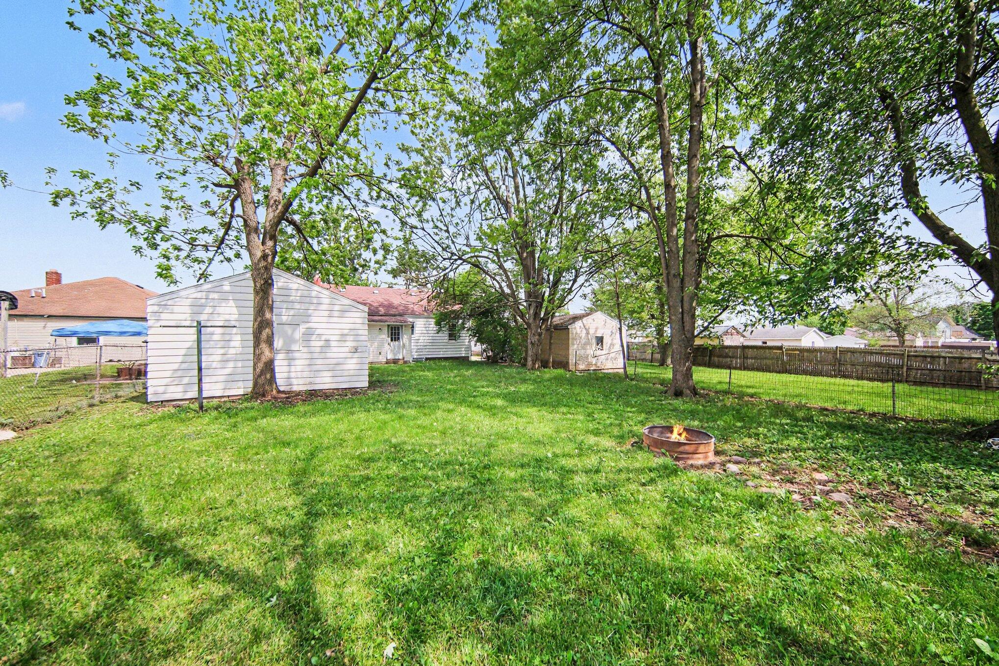 853 Addison Street Adrian, MI 49221 - Photo 27 of 30 028_dscf5561_631
