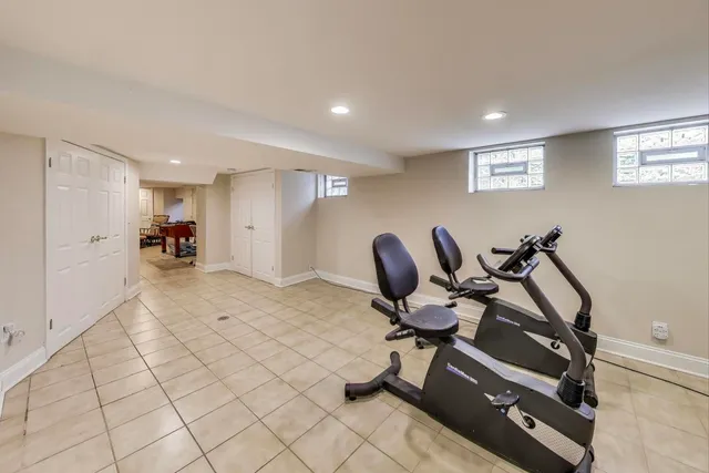 $949,000 | 1821 East Boulder Drive, Mount Prospect, IL 60056