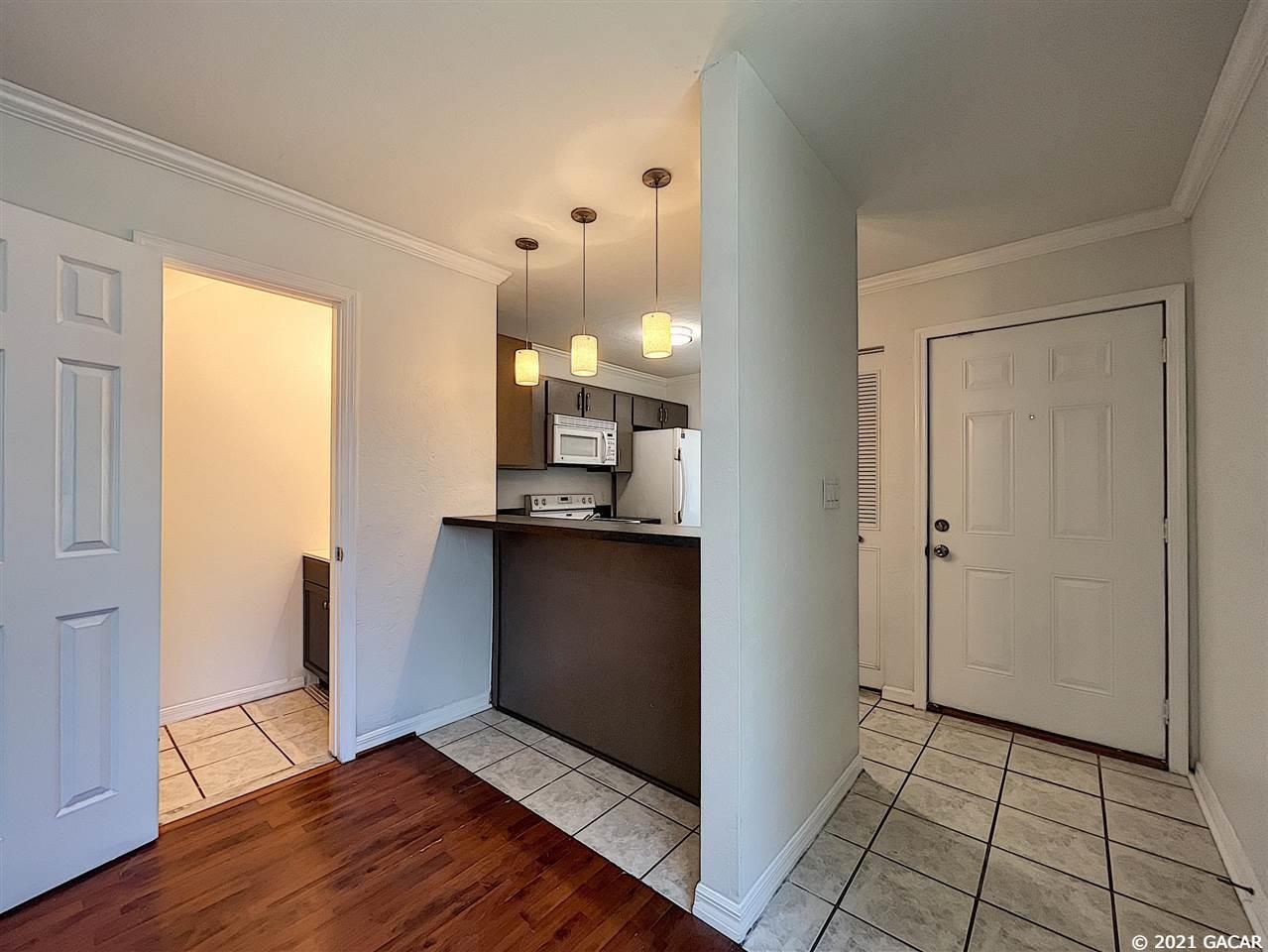 849 Southwest 60 Terrace Gainesville, FL 32607 - Photo 5 of 23 Gallery Image 5