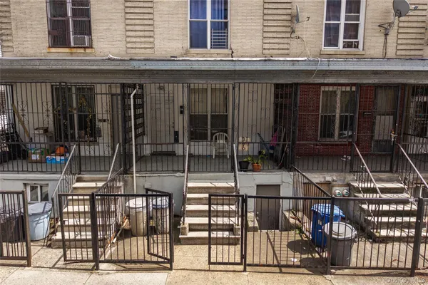 $650,000 | 2410 Grand Avenue | University Heights