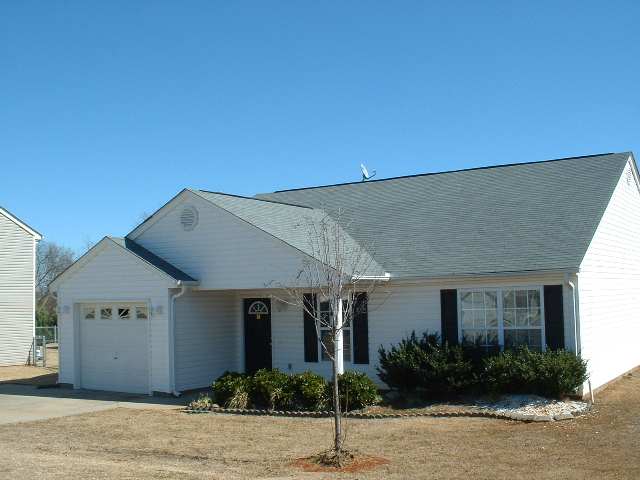 213 High Ridge Court Easley, SC 29642 - Photo 1 of 4 Gallery Image 1