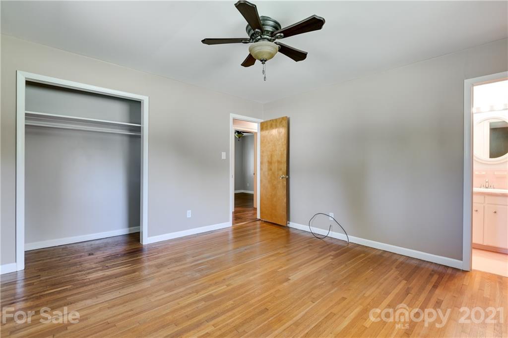8717 Hood Road Charlotte, NC 28215 - Photo 25 of 27 Gallery Image 25