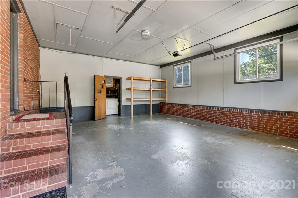8717 Hood Road Charlotte, NC 28215 - Photo 27 of 27 Gallery Image 27