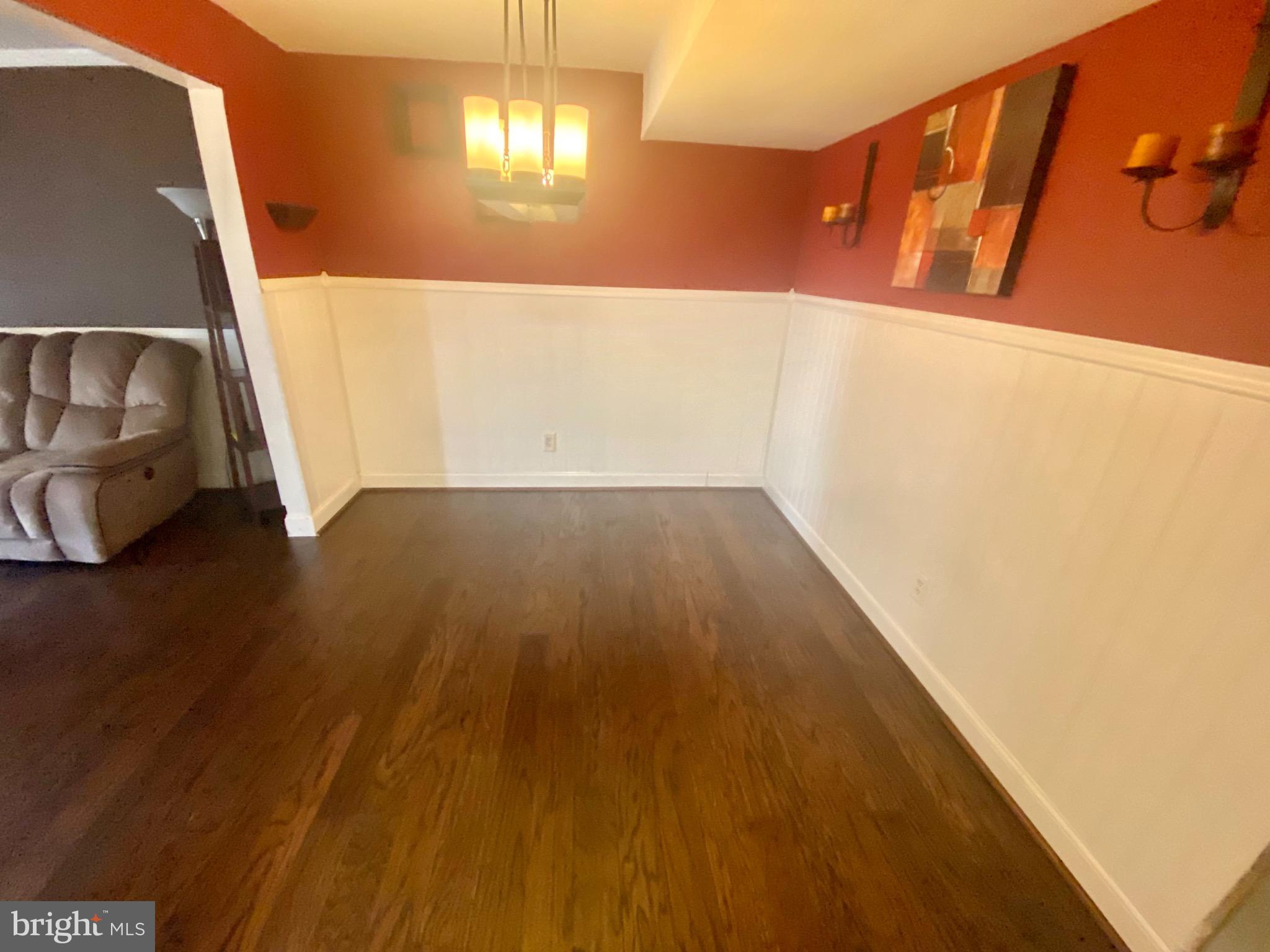 13055 Townsend Road, Unit J3 Philadelphia, PA 19154 - Photo 8 of 24 dining room