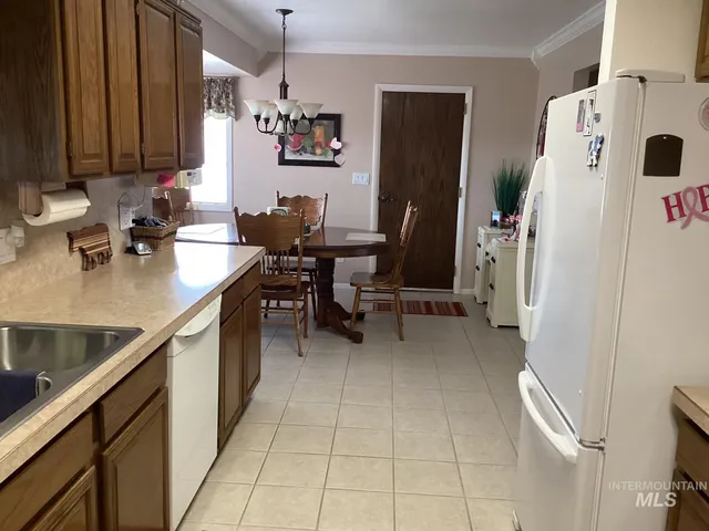 $730,000 | 495 West 300 South, Jerome, ID 83338