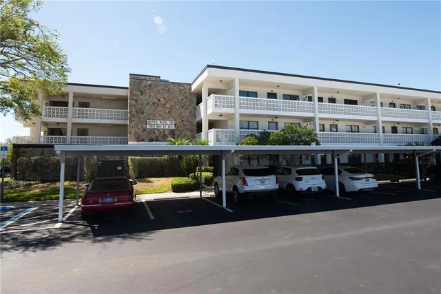 $260,000 | 4910 Bay Street Northeast, Unit 308, St. Petersburg, FL 33703