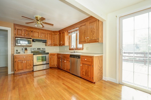 35 Badger Road Boston, MA 02136 - Photo 8 of 30 Gallery Image 8