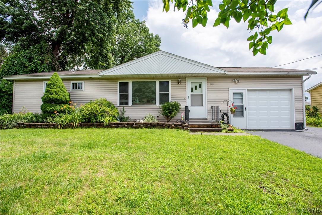 202 Hamilton Road Cicero, NY 13212 - Photo 1 of 1 Exterior Front