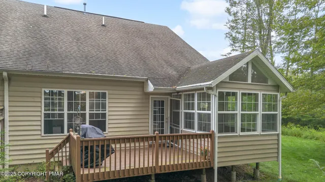 $323,000 | 32 Pine Tree Drive, Unit L4B, Gouldsboro, PA 18424