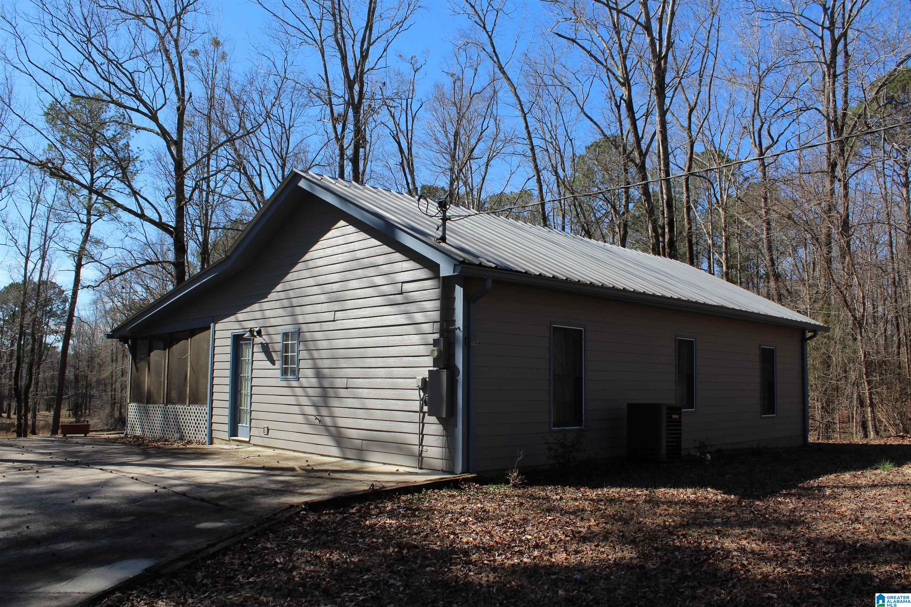 85 Brooks Road Ragland, AL 35131 - Photo 1 of 27