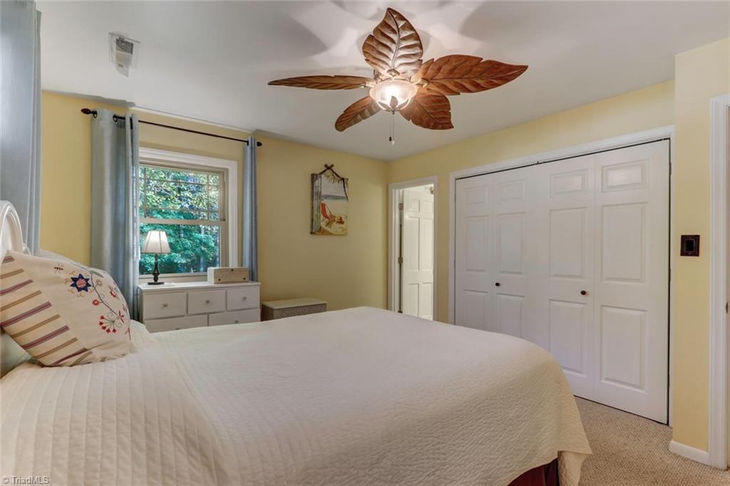 138 Penny Road Jamestown, NC 27282 - Photo 15 of 29