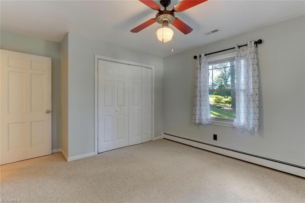 138 Penny Road Jamestown, NC 27282 - Photo 20 of 29