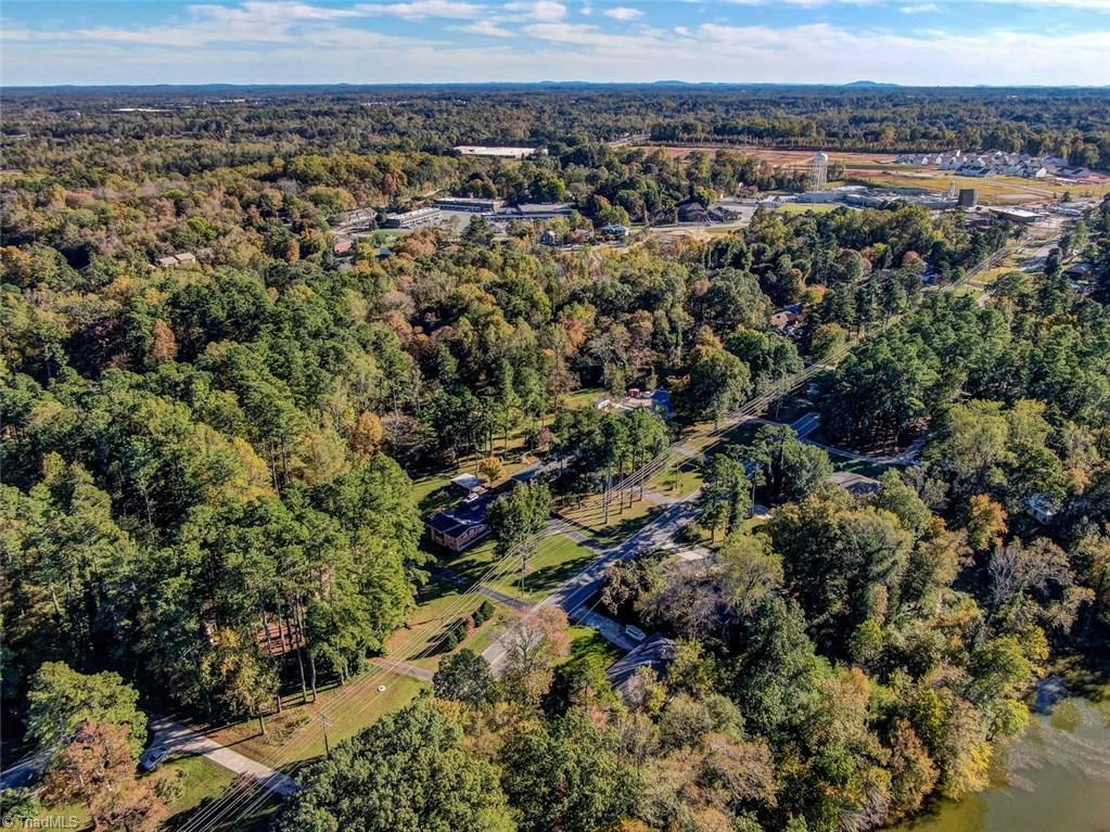 138 Penny Road Jamestown, NC 27282 - Photo 27 of 29