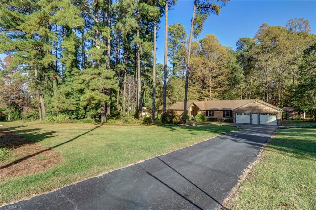 138 Penny Road Jamestown, NC 27282 - Photo 4 of 29