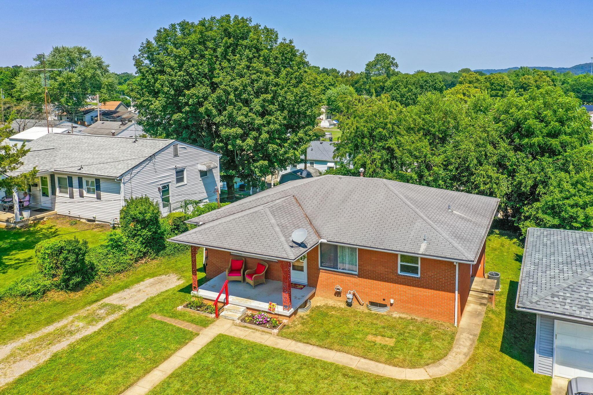 445 Spring Street Lancaster, OH 43130 - Photo 50 of 62 50-web-or-mls-DJI_0365