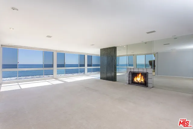 a view of a storage & utility room