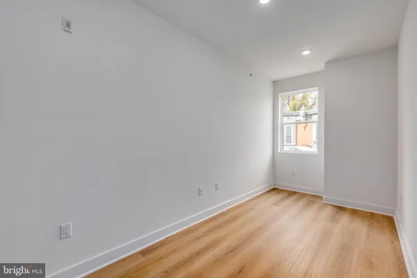 $1,400 | 1224 West Silver Street, Unit 2, Philadelphia, PA 19133