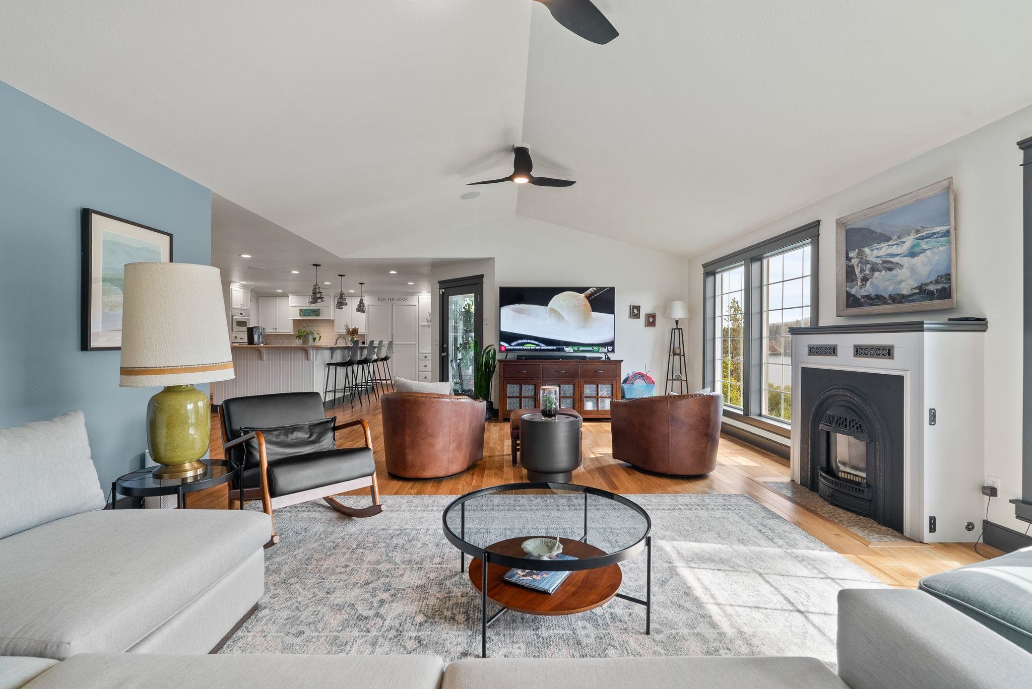 314 East Shore Road Nine Mile Falls, WA 99026 - Photo 5 of 50