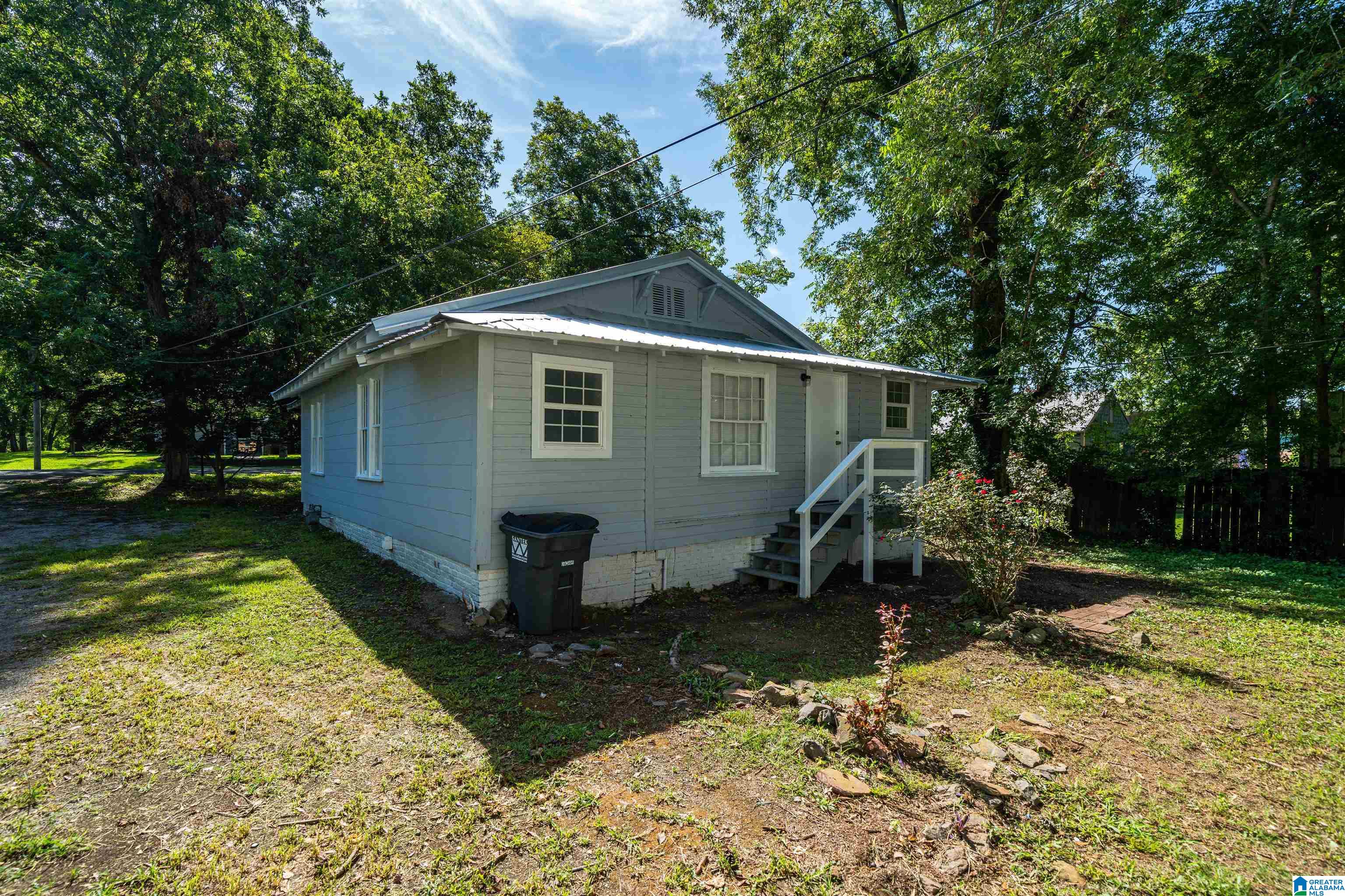 2011 High School Road Hueytown, AL 35023 - Photo 5 of 48