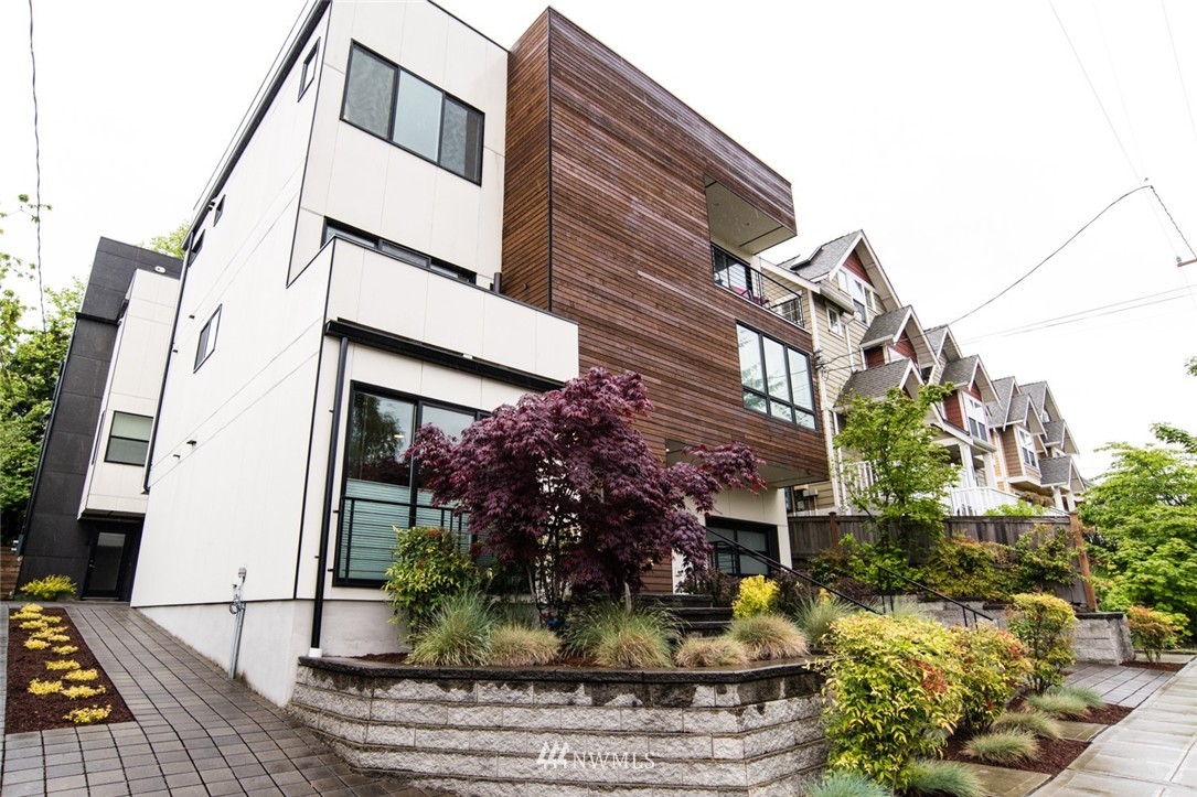 1608 North 46th Street Seattle, WA 98103 - Photo 1 of 25 Gallery Image 1