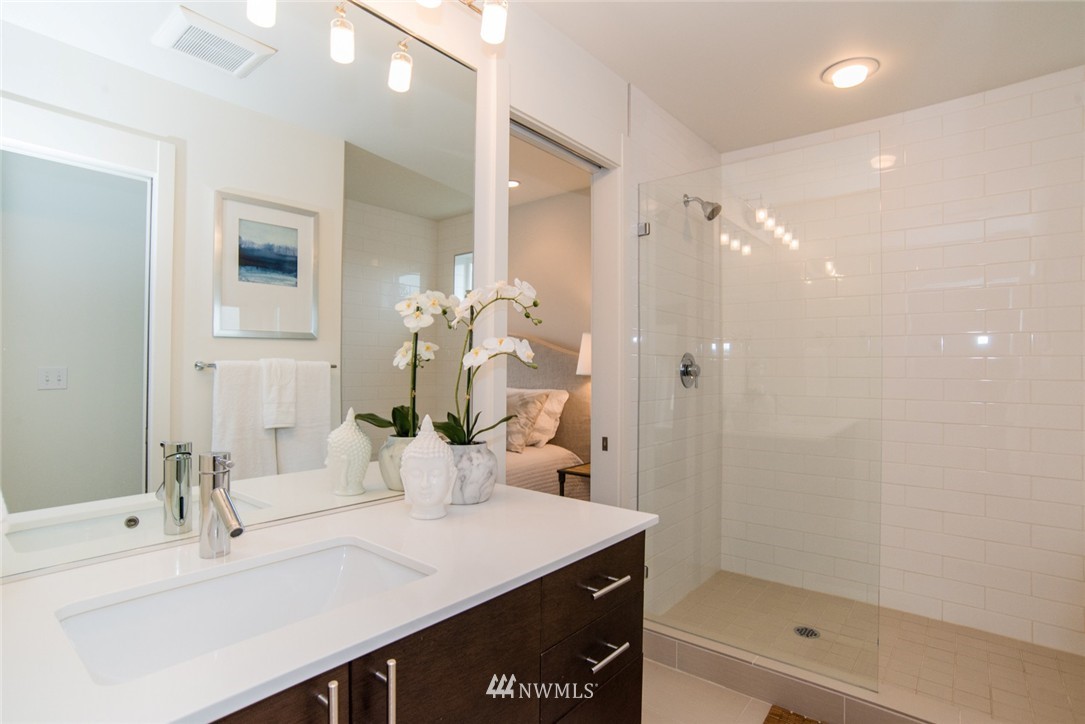 1608 North 46th Street Seattle, WA 98103 - Photo 21 of 25 Gallery Image 21