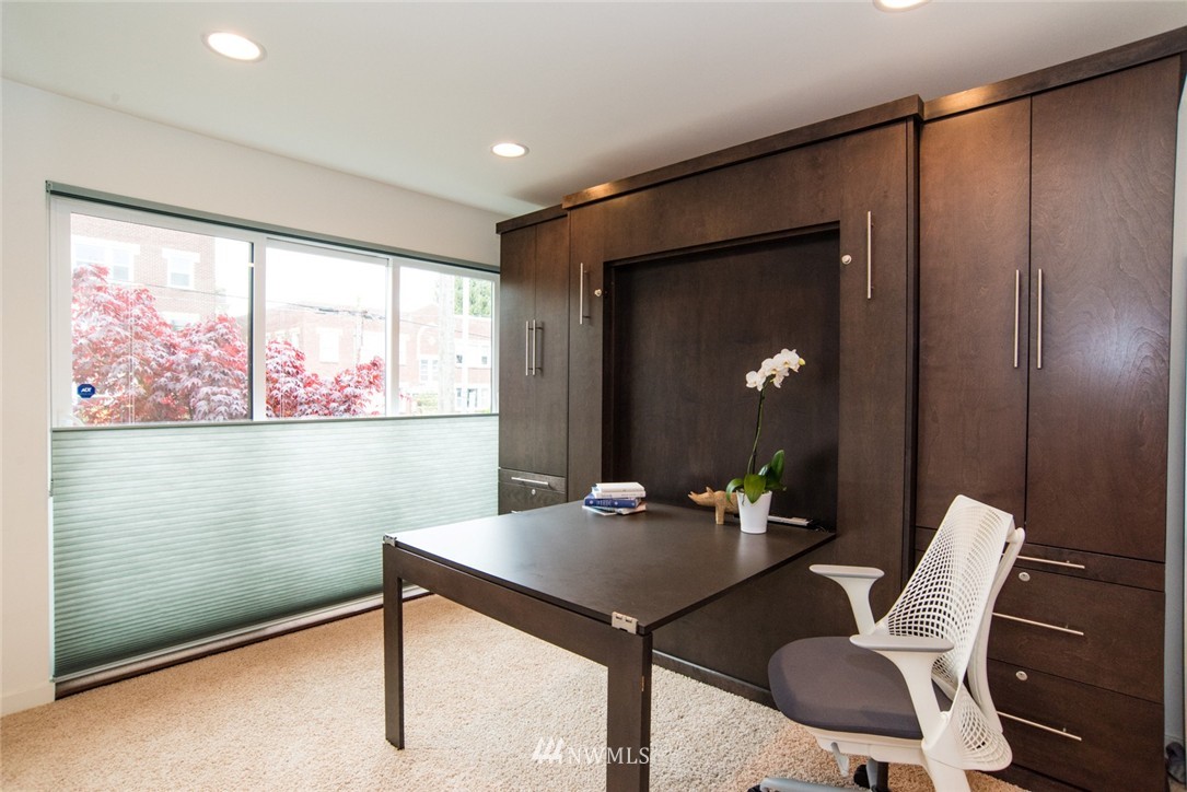 1608 North 46th Street Seattle, WA 98103 - Photo 4 of 25 Gallery Image 4