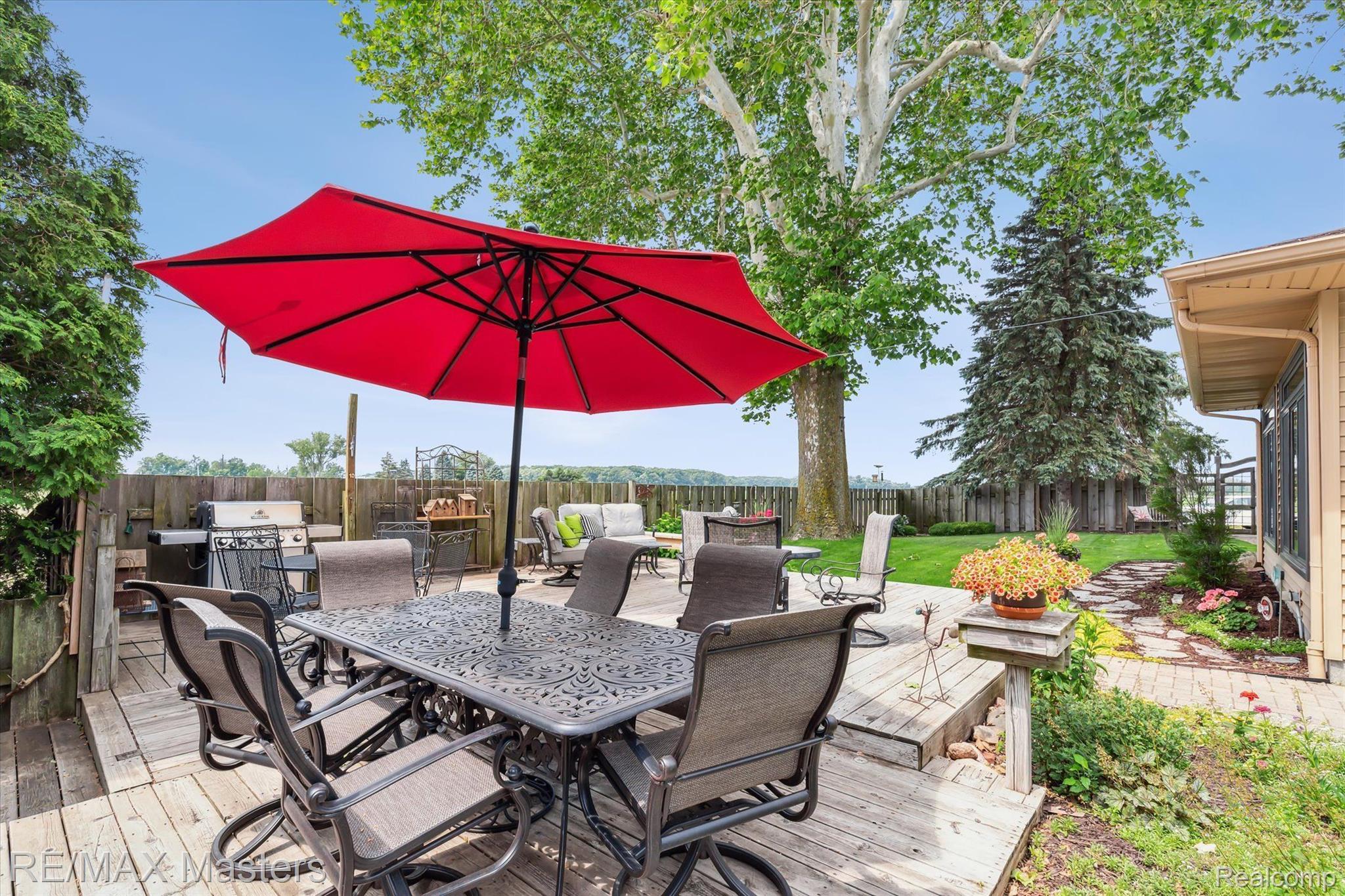 2273 Strasburg Road Monroe, MI 48161 - Photo 51 of 59 Great Entertainment Space!