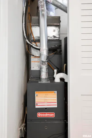 $170,000 | 5229 North Hamilton Road, Peoria, IL 61614