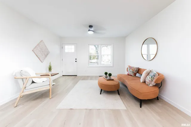 $170,000 | 5229 North Hamilton Road, Peoria, IL 61614