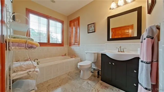 $599,900 | 120 McKensy Road, German Flatts, NY 13407