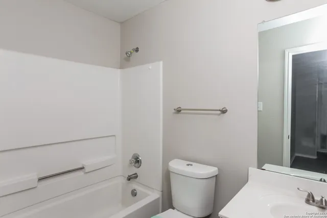 $1,815 | 105 Brahma Way, Cibolo, TX 78108