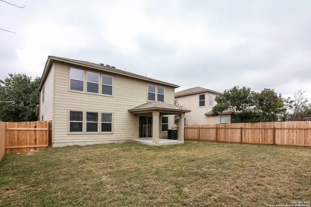 $1,815 | 105 Brahma Way, Cibolo, TX 78108