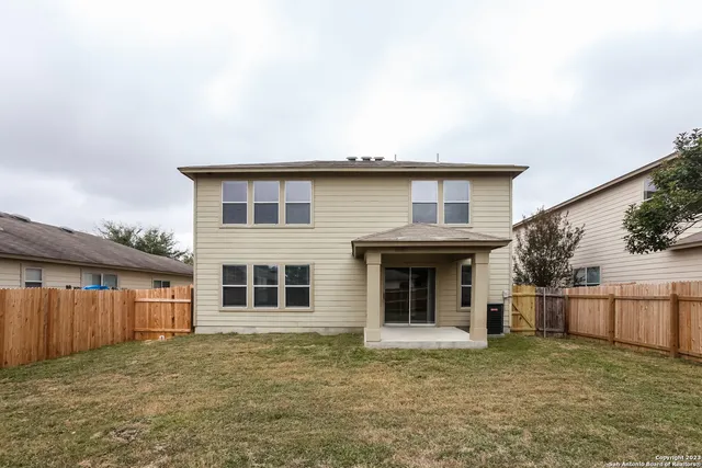 $1,815 | 105 Brahma Way, Cibolo, TX 78108