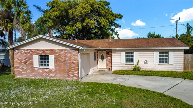 $2,100 | 1076 Coronado Drive, Rockledge, FL 32955